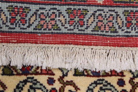 Sanandaj Beige Runner Hand Knotted 31 X 126 Area Rug 250-22799 Image 11