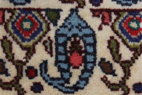 Sanandaj Beige Runner Hand Knotted 31 X 126 Area Rug 250-22799 Image 7