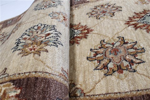 Ziegler Beige Runner Hand Knotted 26 X 119 Area Rug 250-22802 Image 9