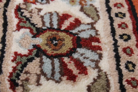 Sarouk Brown Runner Hand Knotted 26 X 124 Area Rug 250-22820 Image 6