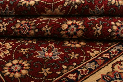 Sarouk Red Square Hand Knotted 411 X 53 Area Rug 100-22839 Image 7