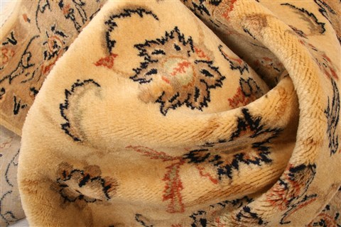 Tabriz Beige Hand Knotted 42 X 63  Area Rug 253-22846 Image 3