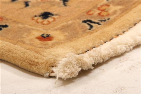 Tabriz Beige Hand Knotted 33 X 411 Area Rug 100-22854 Image 9