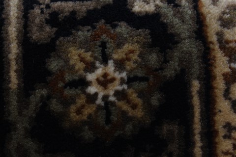 Semnan Beige Runner Hand Knotted 28 X 98 Area Rug 250-22918 Image 8