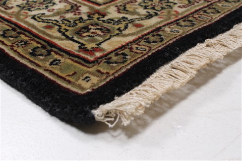 Herati Black Runner Hand Knotted 28 X 103 Area Rug 250-22938 Image 6
