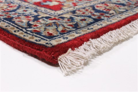 Sarouk Red Runner Hand Knotted 26 X 100 Area Rug 250-22974 Image 5