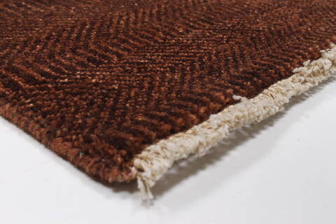 Modern Brown Runner Hand Knotted 29 X 100  Area Rug 250-22980 Image 4