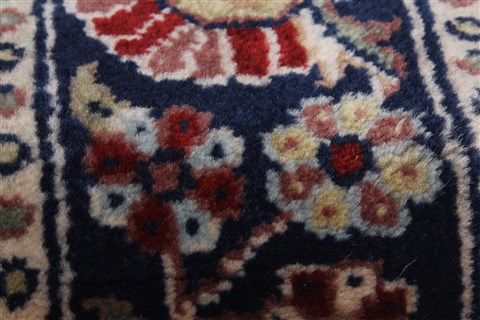 Kashmar Red Runner Hand Knotted 26 X 99 Area Rug 250-22994 Image 10