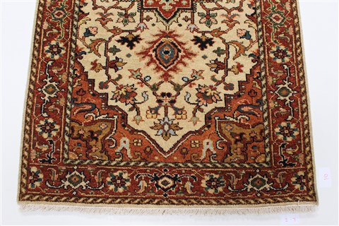 Serapi Beige Runner Hand Knotted 27 X 911 Area Rug 250-23005 Image 3