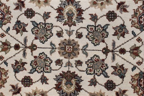 Kashmar Beige Runner Hand Knotted 26 X 910 Area Rug 250-23008 Image 3