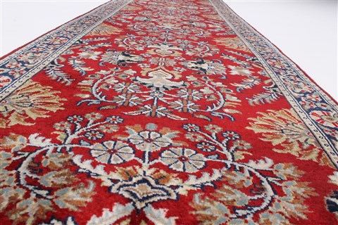 Kashan Red Runner Hand Knotted 26 X 101 Area Rug 250-23010 Image 11
