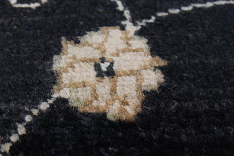 Chobi Black Runner Hand Knotted 27 X 100 Area Rug 250-23032 Image 7