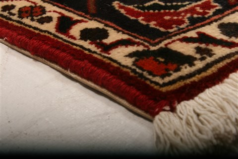 Mazlaghan Red Hand Knotted 73 X 108 Area Rug 100-23076 Image 9