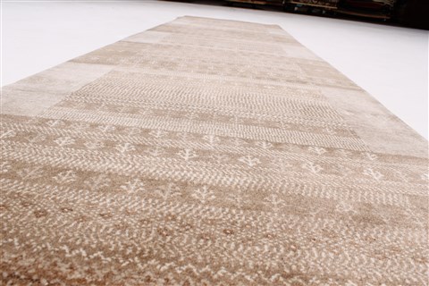 Modern Beige Runner Hand Knotted 27 X 101 Area Rug 250-23105 Image 2