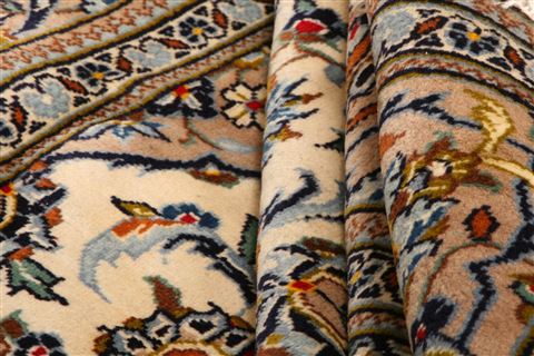 Kashan Beige Hand Knotted 63 X 101 Area Rug 100-23112 Image 20