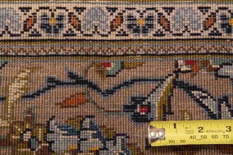 Kashan Beige Hand Knotted 63 X 101 Area Rug 100-23112 Image 9