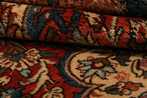 Bakhtiar Red Hand Knotted 610 X 104 Area Rug 100-23123 Image 3
