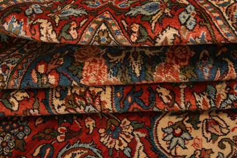 Bakhtiar Red Hand Knotted 610 X 104 Area Rug 100-23123 Image 6