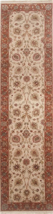 Kashan Beige Runner Hand Knotted 27 X 101 Area Rug 250-23136 Image 0