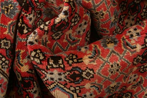 Ardebil Red Hand Knotted 63 X 96 Area Rug 100-23139 Image 2