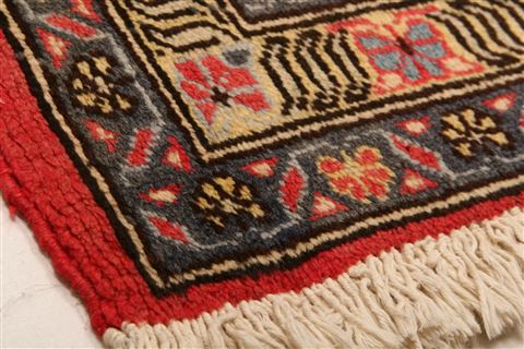 Ardebil Red Hand Knotted 63 X 96 Area Rug 100-23139 Image 9