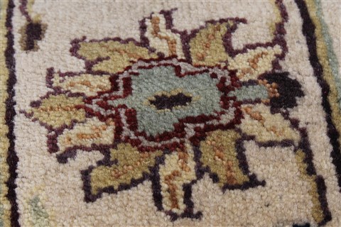 Kashan Beige Runner Hand Knotted 26 X 100 Area Rug 250-23152 Image 10