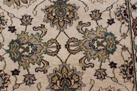 Kashan Beige Runner Hand Knotted 26 X 100 Area Rug 250-23152 Image 5