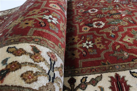 Kashan Brown Runner Hand Knotted 27 X 101 Area Rug 250-23154 Image 9