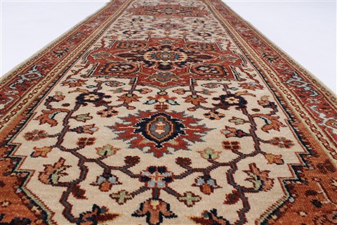 Serapi Beige Runner Hand Knotted 26 X 711 Area Rug 250-23235 Image 1