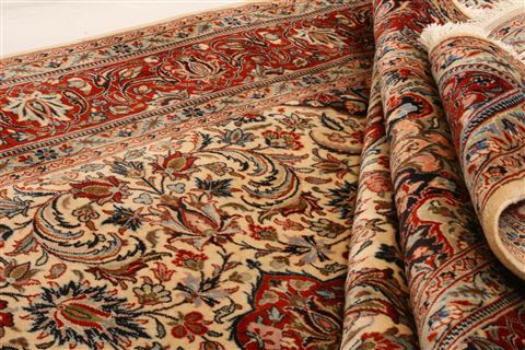 Sarouk Beige Hand Knotted 69 X 910 Area Rug 100-23236 Image 3