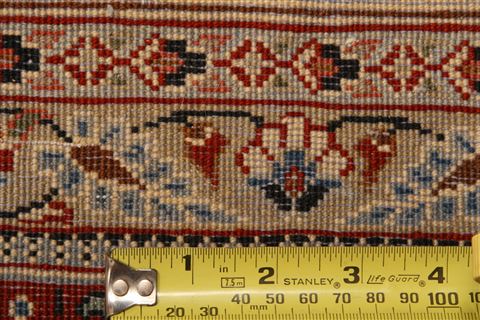 Sarouk Beige Hand Knotted 69 X 910 Area Rug 100-23236 Image 7