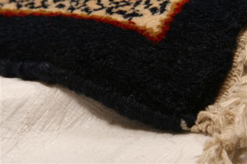 Sarouk Red Hand Knotted 611 X 102 Area Rug 100-23280 Image 9