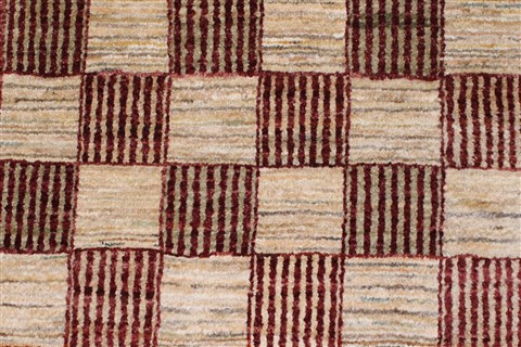 Modern Beige Runner Hand Knotted 28 X 79 Area Rug 250-23318 Image 4