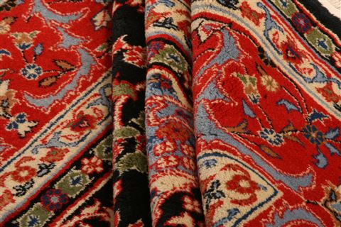 Tabriz Red Hand Knotted 60 X 90 Area Rug 100-23323 Image 3