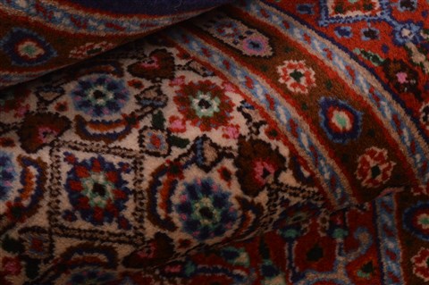 Mood Red Hand Knotted 27 X 311  Area Rug 100-23375 Image 11