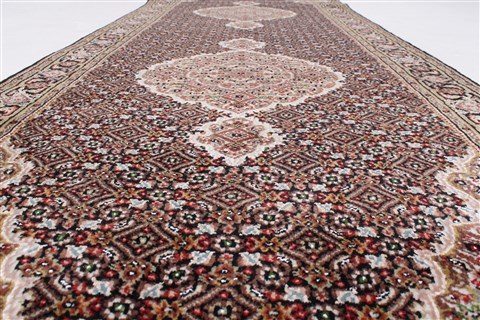 Kashmir Black Runner Hand Knotted 29 X 80 Area Rug 250-23389 Image 2