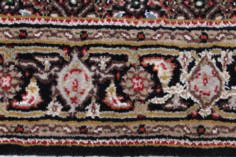 Kashmir Black Runner Hand Knotted 29 X 80 Area Rug 250-23389 Image 3