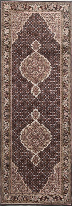 Kashmir Black Runner Hand Knotted 29 X 80 Area Rug 250-23389 Image 0