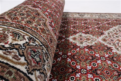 Bidjar Red Runner Hand Knotted 28 X 84  Area Rug 250-23391 Image 10