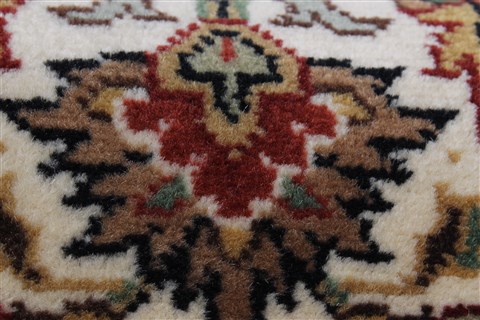 Herati Beige Runner Hand Knotted 27 X 711 Area Rug 250-23392 Image 4