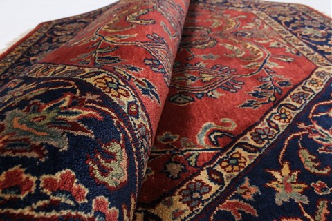 Sarouk Red Octagon Hand Knotted 50 X 50 Area Rug 250-23412 Image 10