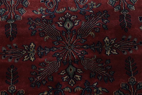 Sarouk Red Octagon Hand Knotted 50 X 50 Area Rug 250-23412 Image 5