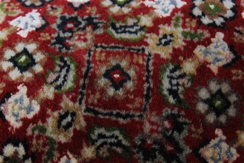 Kashmir Red Round Hand Knotted 51 X 51 Area Rug 250-23415 Image 8