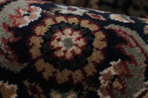 Herati Black Round Hand Knotted 50 X 50 Area Rug 250-23419 Image 7
