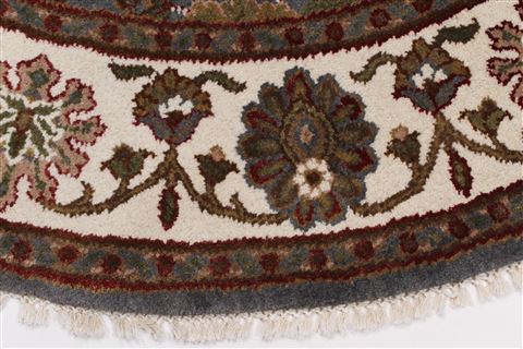 Kashan Grey Round Hand Knotted 50 X 50 Area Rug 250-23433 Image 4
