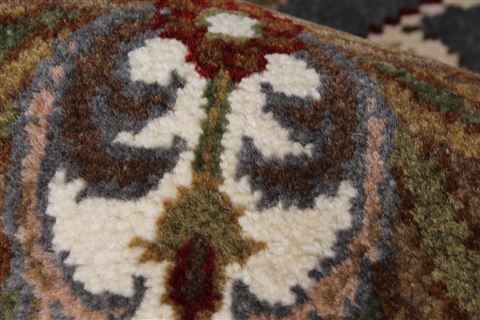 Kashan Grey Round Hand Knotted 50 X 50 Area Rug 250-23433 Image 7