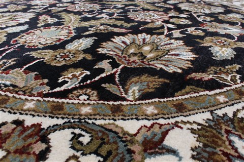 Kashmar Black Round Hand Knotted 411 X 50 Area Rug 250-23445 Image 4