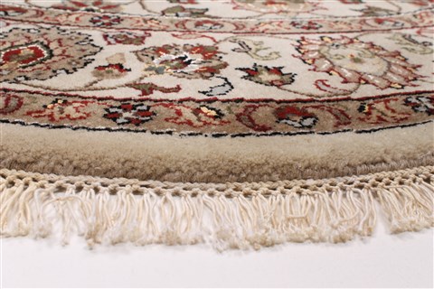 Kashmar Beige Round Hand Knotted 52 X 52 Area Rug 250-23460 Image 4