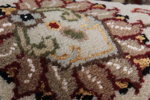Kashmar Beige Round Hand Knotted 52 X 52 Area Rug 250-23460 Image 7