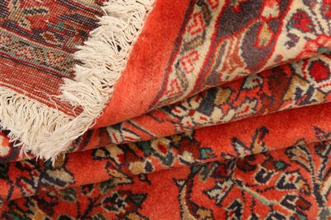 Sarouk Red Square Hand Knotted 70 X 72 Area Rug 100-23481 Image 3